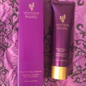 Younique Pore Purifying Cleanser